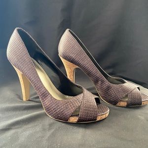 Nine West peep toe pumps